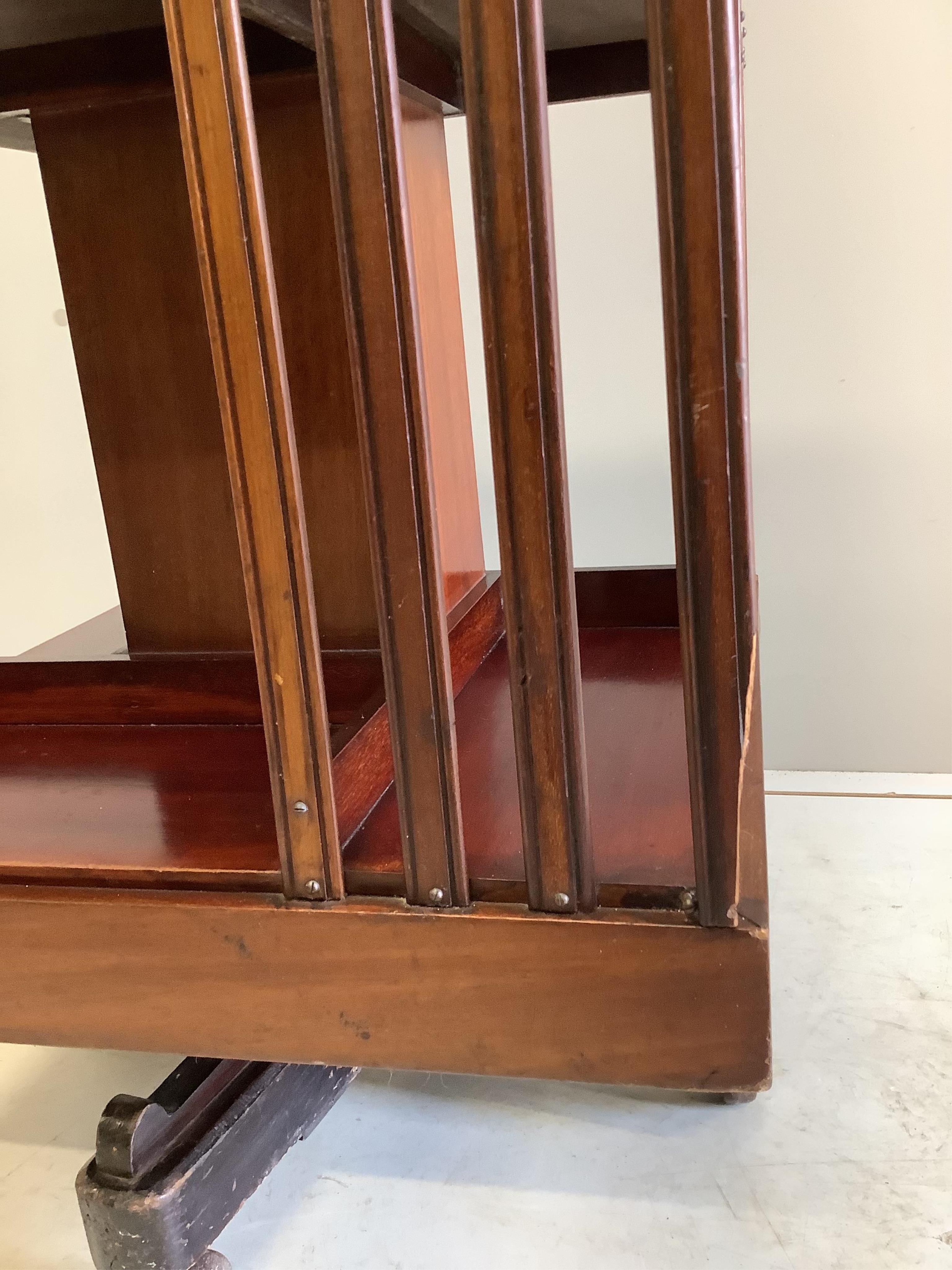 An Edwardian satinwood inlaid mahogany revolving bookcase, 48cm sq., height 88cm